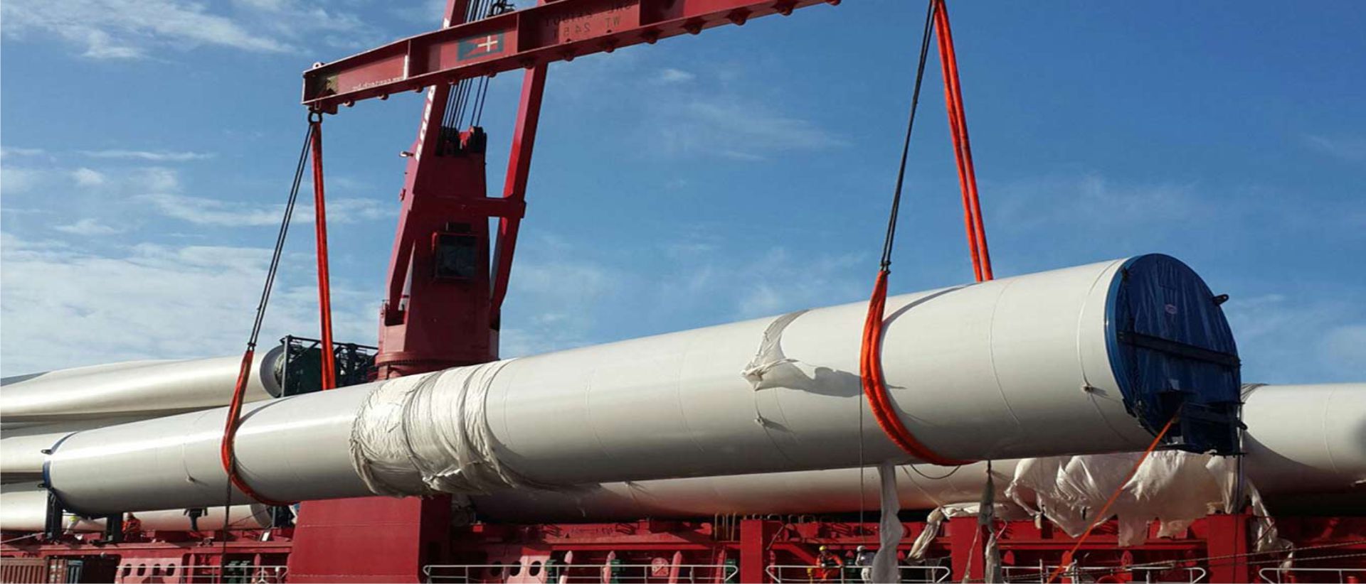 Industrial pipes and tubes for oil and gas industry